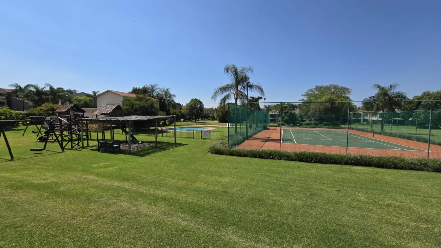 2 Bedroom Property for Sale in Hartbeespoort North West
